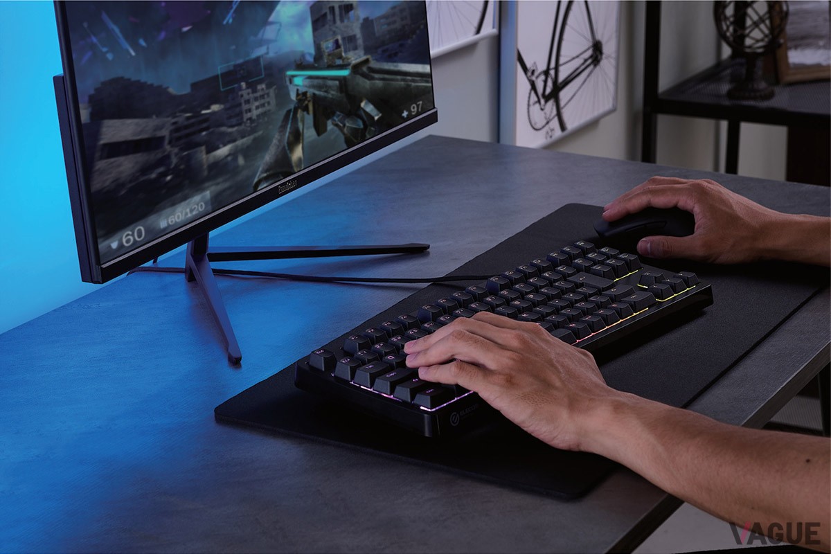 指の滑りを防ぐ独自開発のキーキャップグリップシートを付属