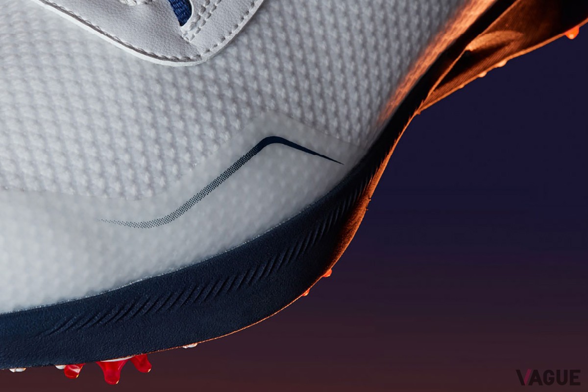 スパイクレスシューズのような軽くて快適な履き心地を実現した、ハイパフォーマンスを期待できるFootJoyのスパイクゴルフシューズ「FJ ATAK」