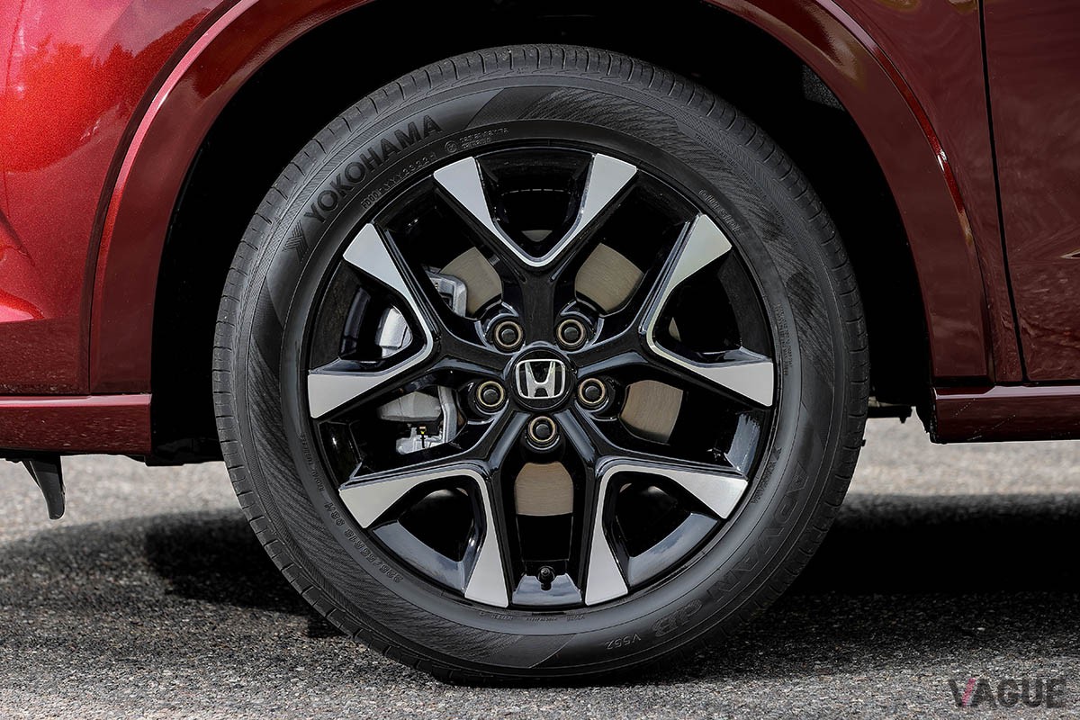 異彩を放つ存在感あるデザインが魅力的なホンダの新しいSUV「ZR-V」