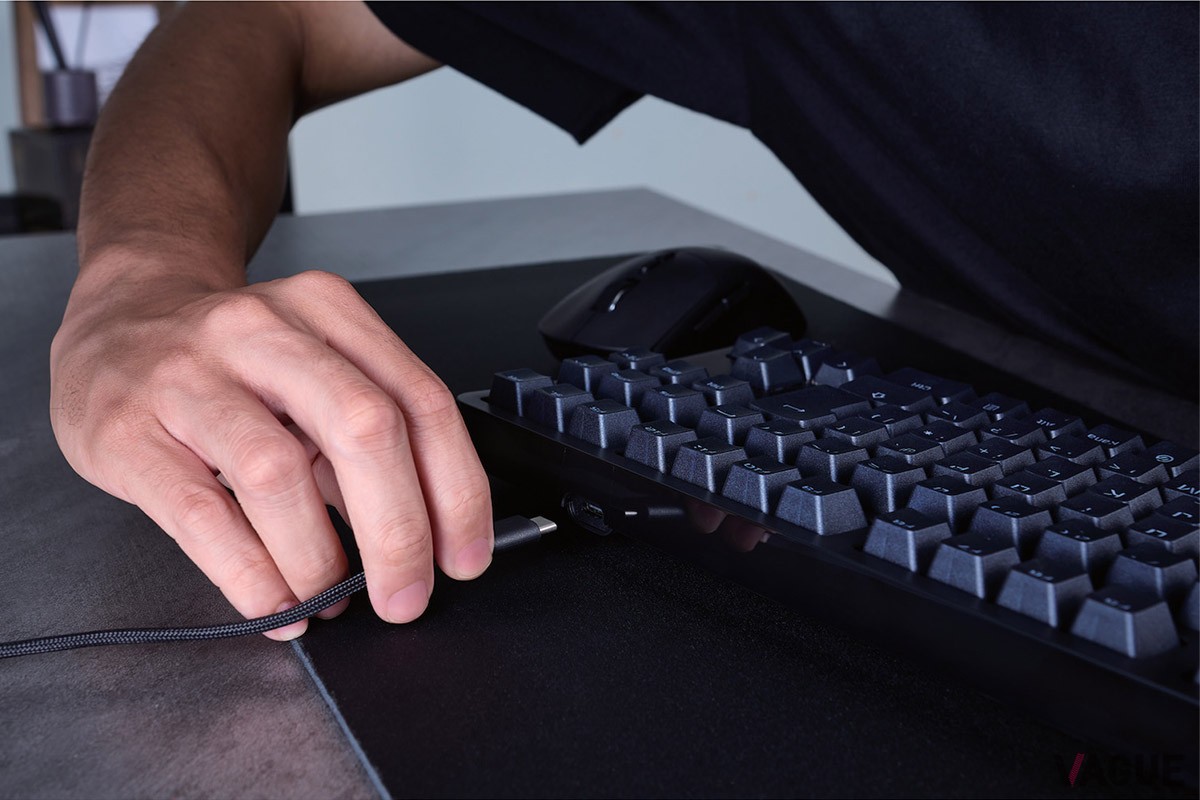  キーボード側はUSB Type-Cポート