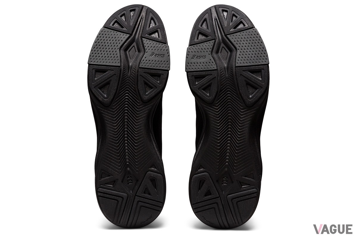 “GUIDESOLE”テクノロジーに着想を得た靴底形状により、歩行時の足首の負担を抑えながら優れた安定感と蹴り出しやすさを実現したアシックスのウォーキングシューズ「GEL-RIDEWALK LIGHT」