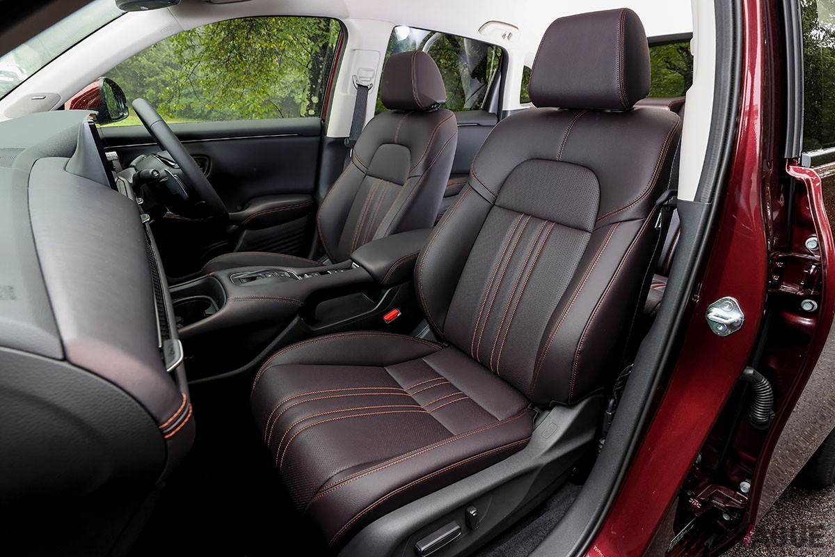 異彩を放つ存在感あるデザインが魅力的なホンダの新しいSUV「ZR-V」