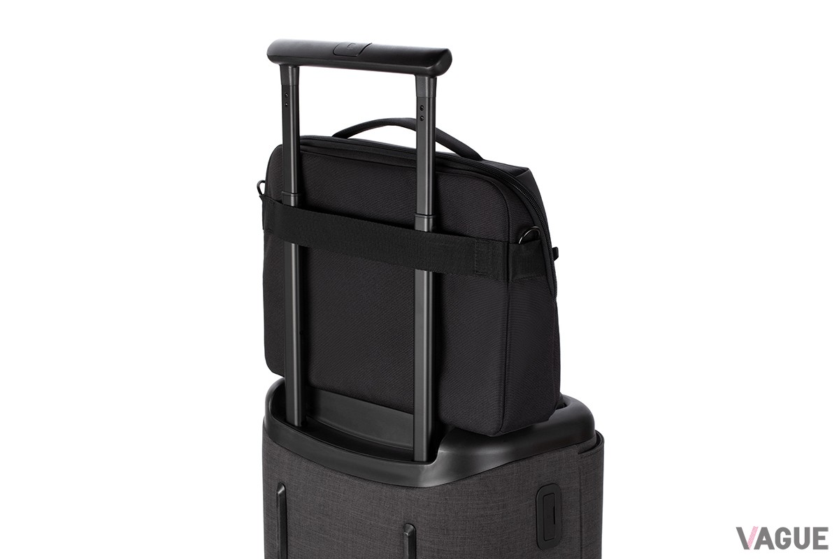 いまや仕事上で必需品となったデジタルデバイスをはじめ、仕事道具一式をスマートにまとめられるインケースの新作ブリーフケース「A.R.C. Brief」