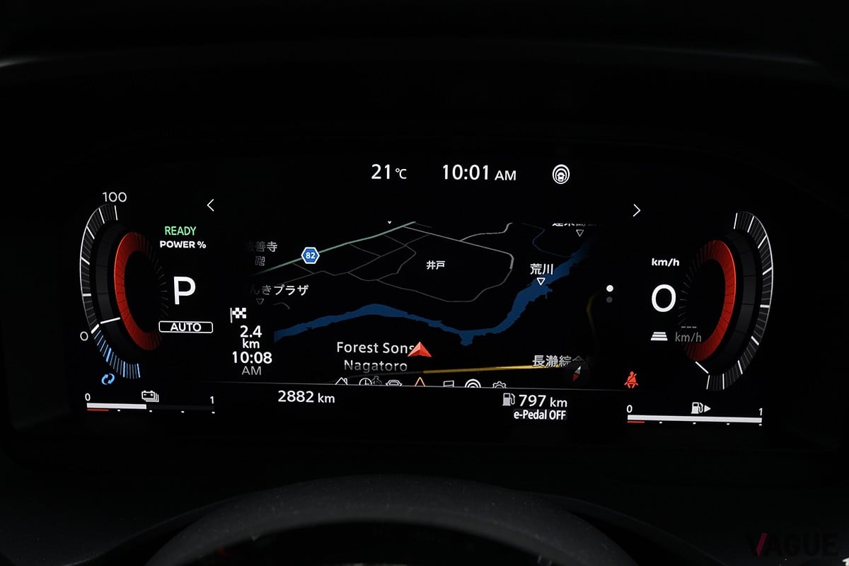 タフギア的要素も盛り込んでいるものの、e-POWERのなめらかな走りと上質なインテリアなどで大人のSUVという印象を強めた日産の新型「エクストレイル」