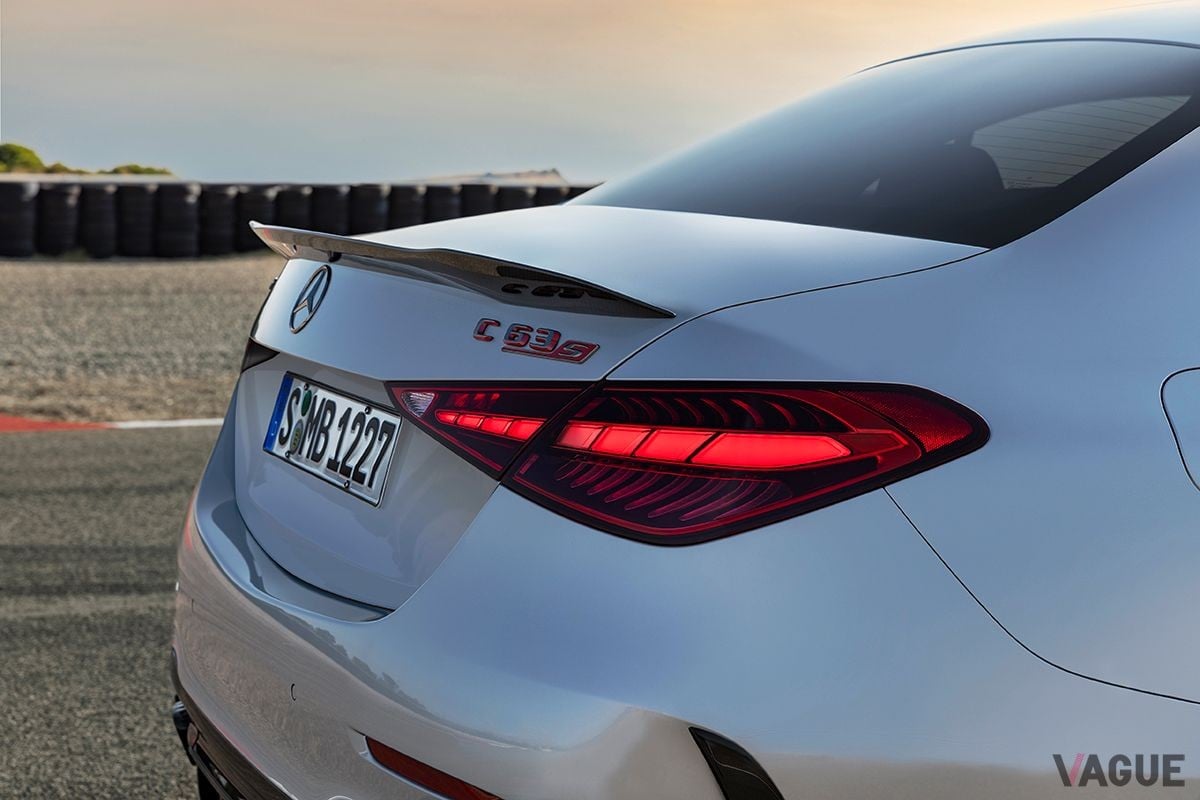 メルセデスAMG新型「C63S Eパフォーマンス」セダン