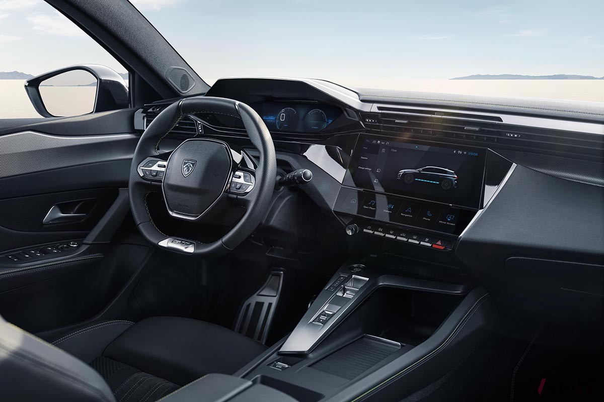 欧州で発表されたEV、プジョー新型「E-308」のインテリア