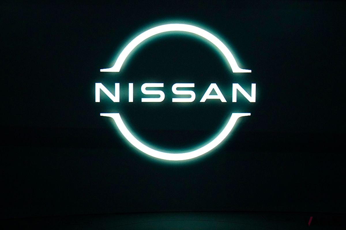2020年7月15日、新型クロスオーバーSUV「アリア」の発表と同時に変更された新しい日産ロゴ
