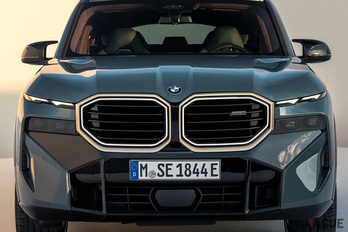 BMW新型「XM」