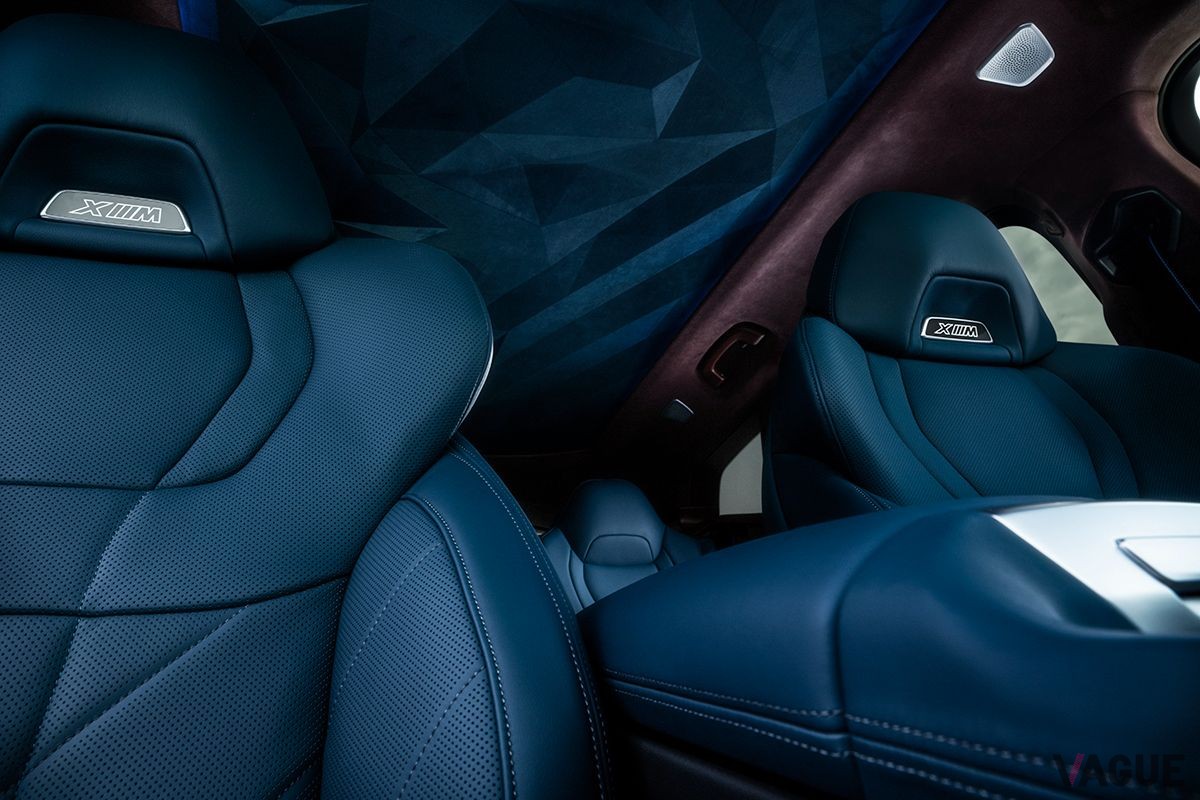 BMW新型「XM」のインテリア