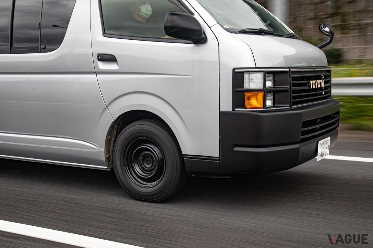 トーヨータイヤのバン専用オールシーズンタイヤ「セルシアスカーゴ」