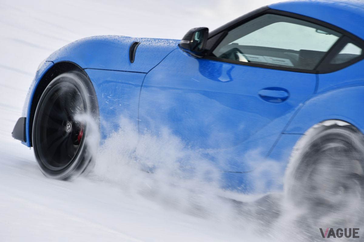 ヨコハマの最新スタッドレスタイヤ「アイスガード7」