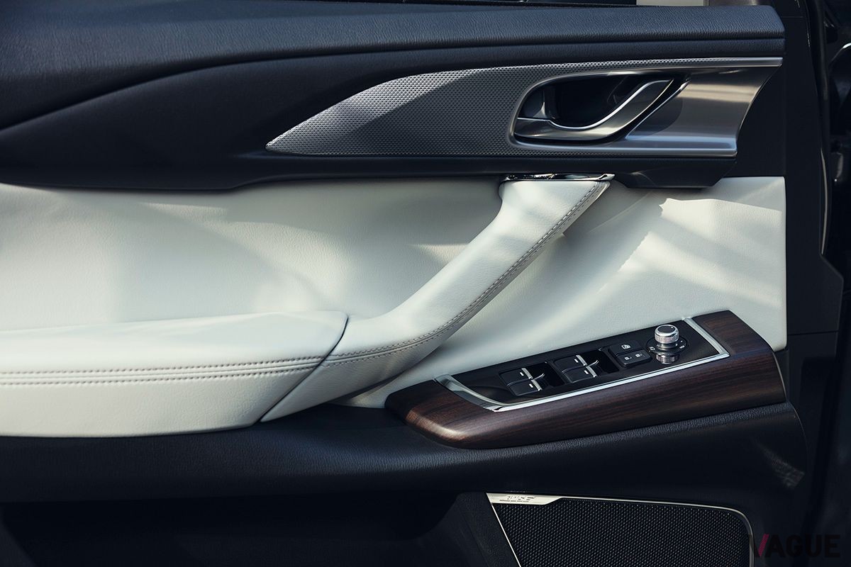 マツダ「CX-9」のインテリア