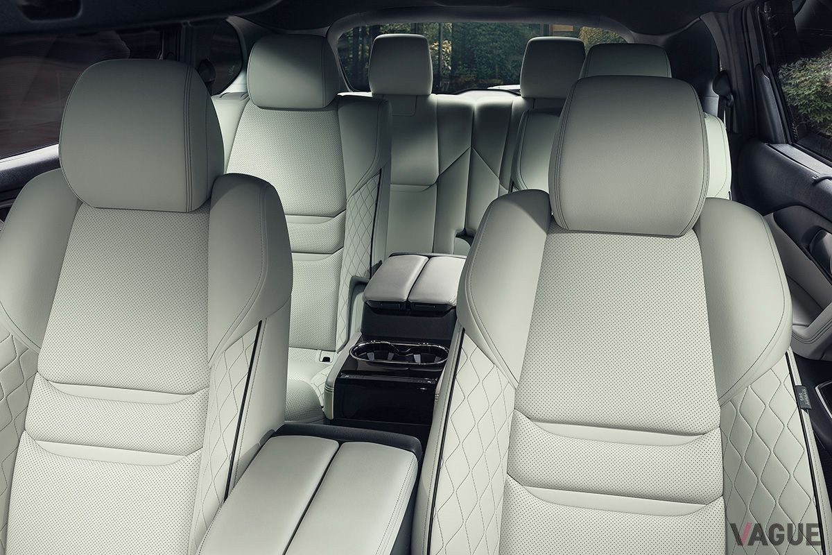 マツダ「CX-9」のインテリア