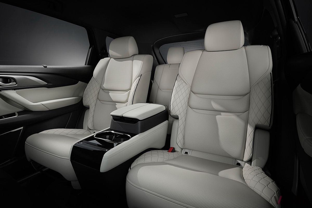 マツダ「CX-9」のインテリア