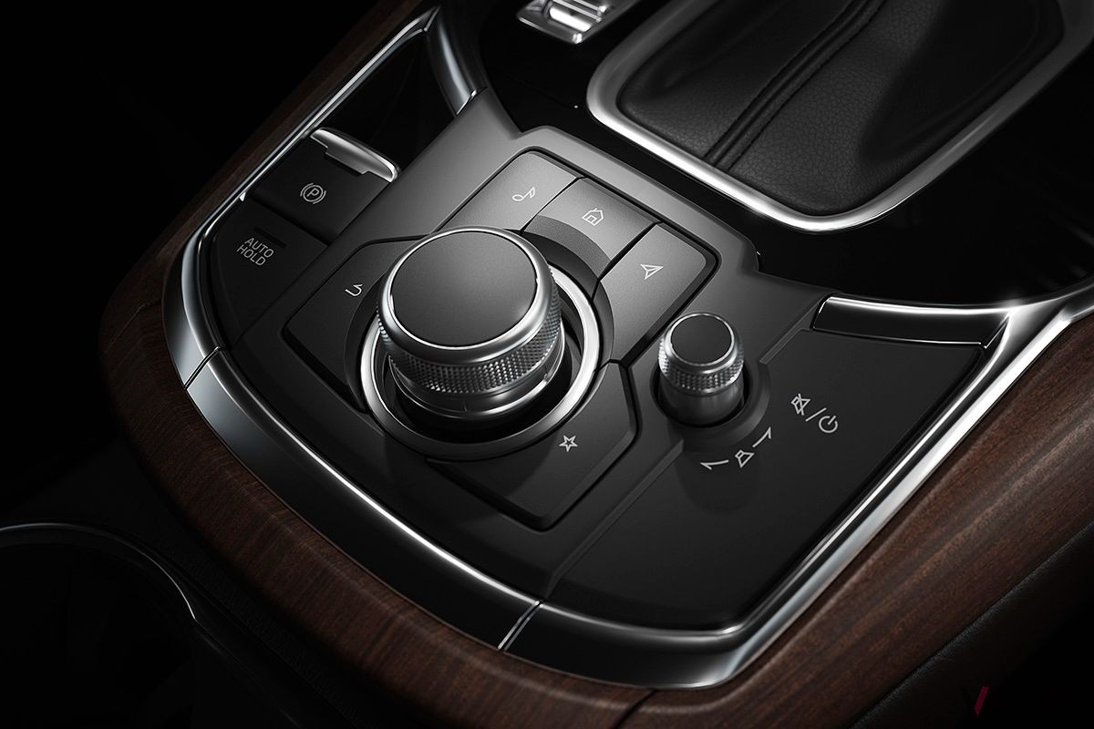 マツダ「CX-9」のインテリア