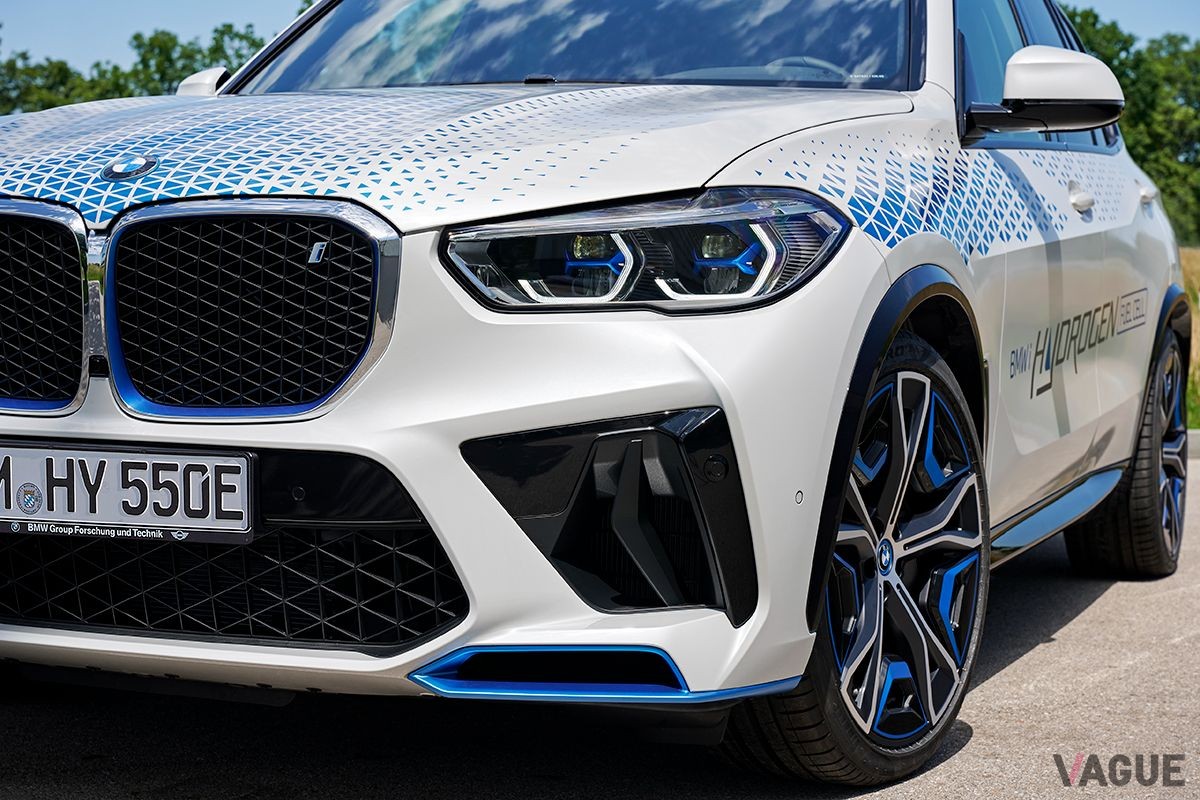 BMWの新型FCV「iX5ハイドロジェン」