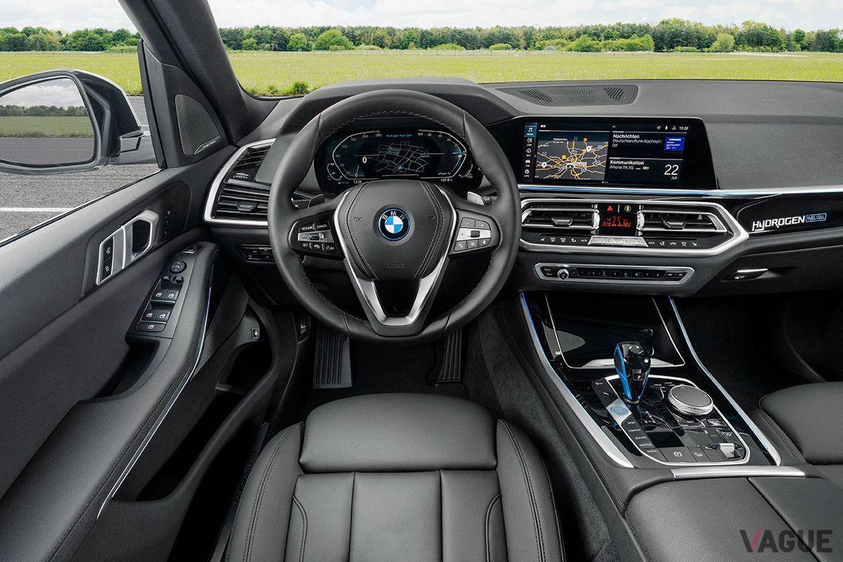 BMWの新型FCV「iX5ハイドロジェン」のインテリア