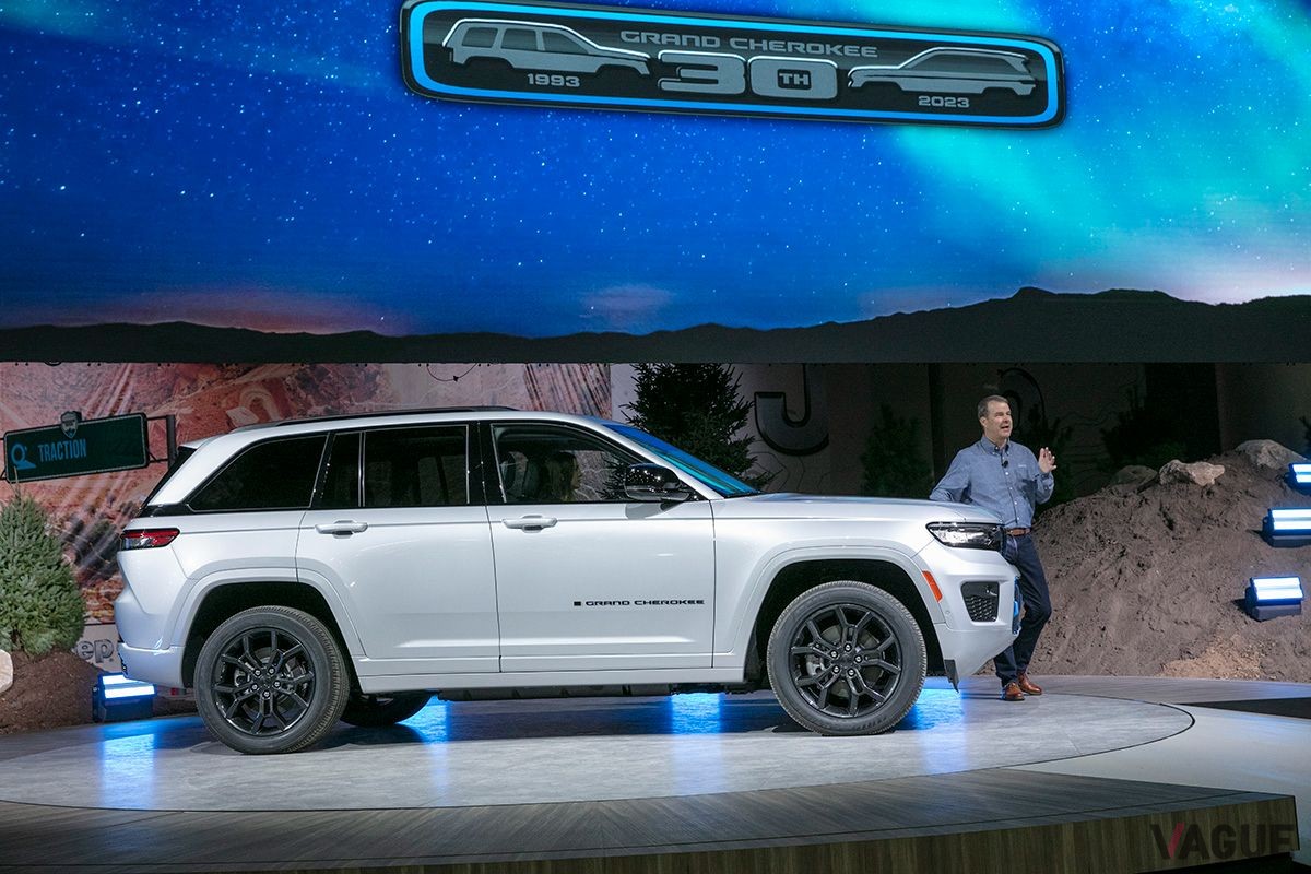2022北米国際自動車ショー（NAIAS）でのジープ「グランドチェロキー4xe30周年記念車」発表の様子