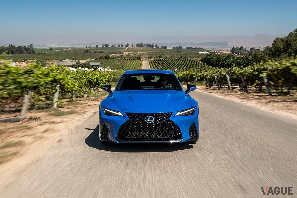 より間口が広く、それでいて走りの奥行きは深いクルマに仕上がったレクサス「IS500“F SPORT Performance”」