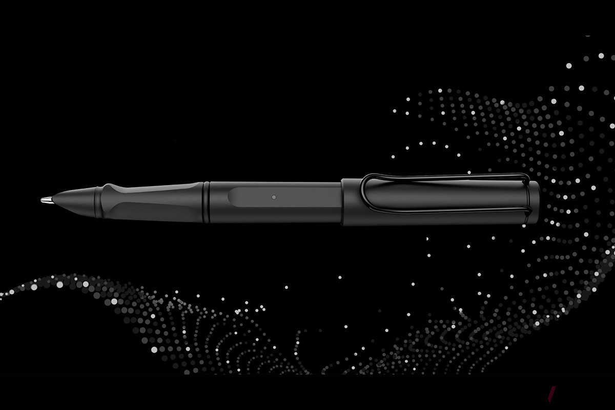 なめらかな書き心地を再現するために“LAMY M21ペン芯”を使用。“スタンダードD-1タイプ”の替え芯にも対応し、好みに応じてセレクトできる
