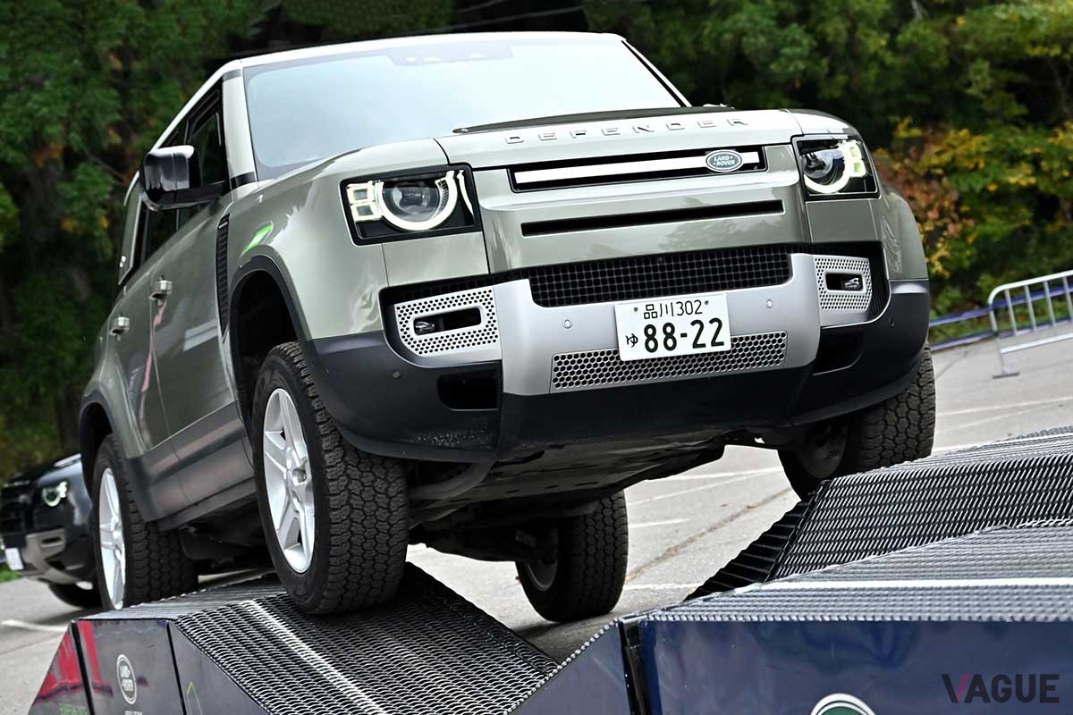 ランドローバーファンはもちろんのこと、日本でも人気のディフェンダーに乗ってみたいと思っていた人が多数来場した「ディフェンダーデイ2022」