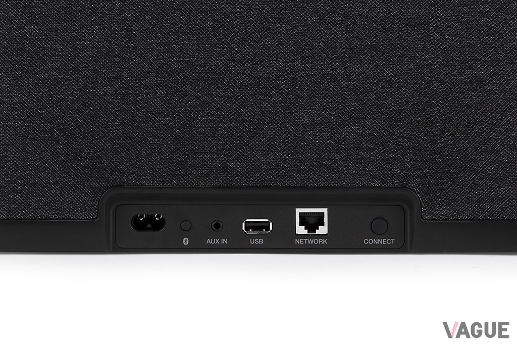 BluetoothやAirPlay 2で多彩な機器と気軽につなげられる上、デノン製の機器との連携でさらなる高音質化にも貢献する「Denon Home 350」