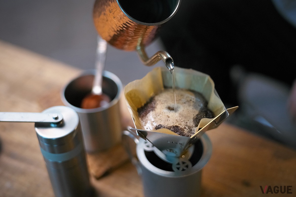 キャンプや登山といったアウトドアシーンでも活躍するSTEN FLAMEの組み立て式コーヒードリッパー「STEN FLAME DRIP」