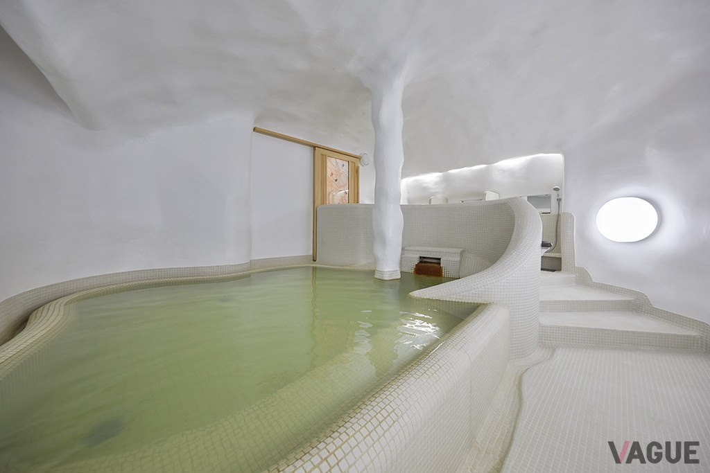 “ジャパンデコ”の歴史ある建造物とオールインクルーシブスタイルの宿泊プランを満喫できる旅館「本館古勢起屋」が銀山温泉に誕生