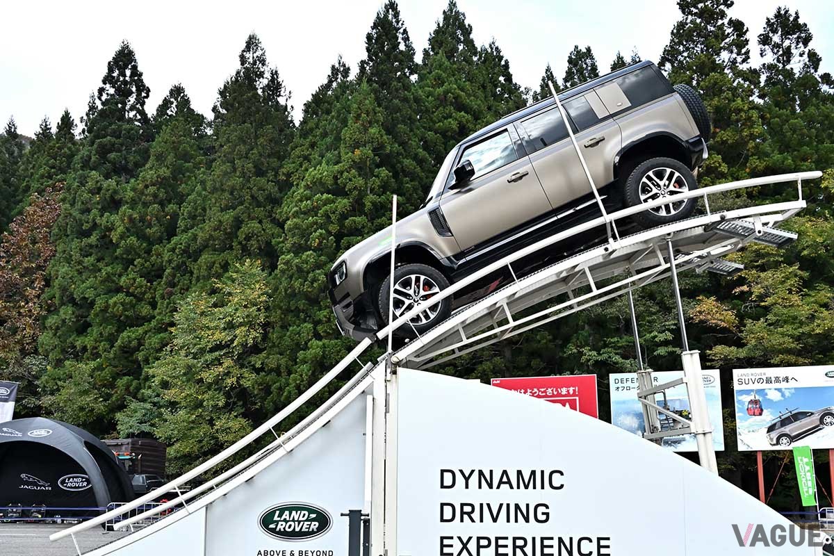 ランドローバーファンはもちろんのこと、日本でも人気のディフェンダーに乗ってみたいと思っていた人が多数来場した「ディフェンダーデイ2022」