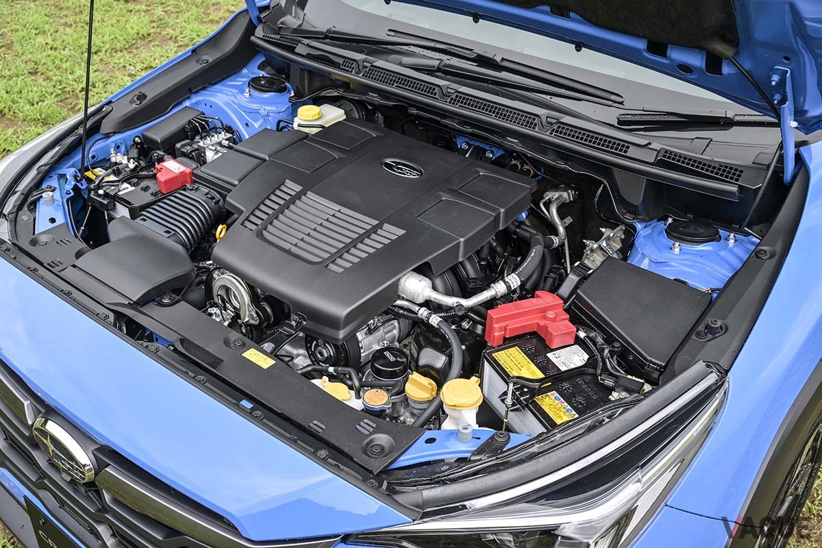 スバルの新しいクロスオーバーSUV「クロストレック」は、スペックよりも「ドライバーがどう感じるか」を重視して開発。静かで運転しやすく疲れにくい走り味を実現した