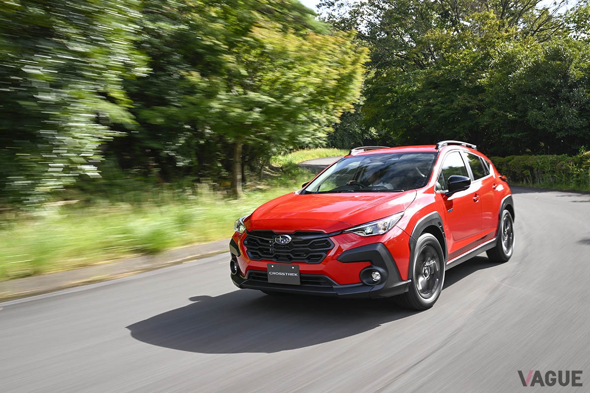 スバルの新しいクロスオーバーSUV「クロストレック」は、スペックよりも「ドライバーがどう感じるか」を重視して開発。静かで運転しやすく疲れにくい走り味を実現した