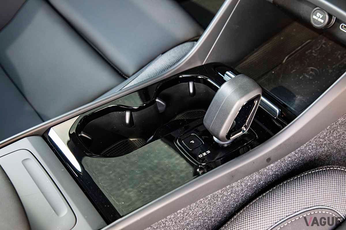 ボルボ「XC40リチャージ プラス シングルモーター」のインテリア