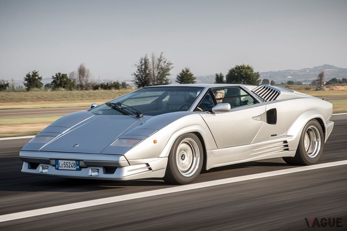 ランボルギーニ「カウンタック」。当時の少年たちの一番の憧れのクルマだった