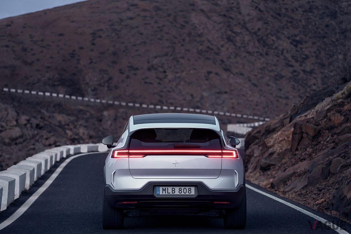 世界初公開されたポールスターの電動SUV「ポールスター3」