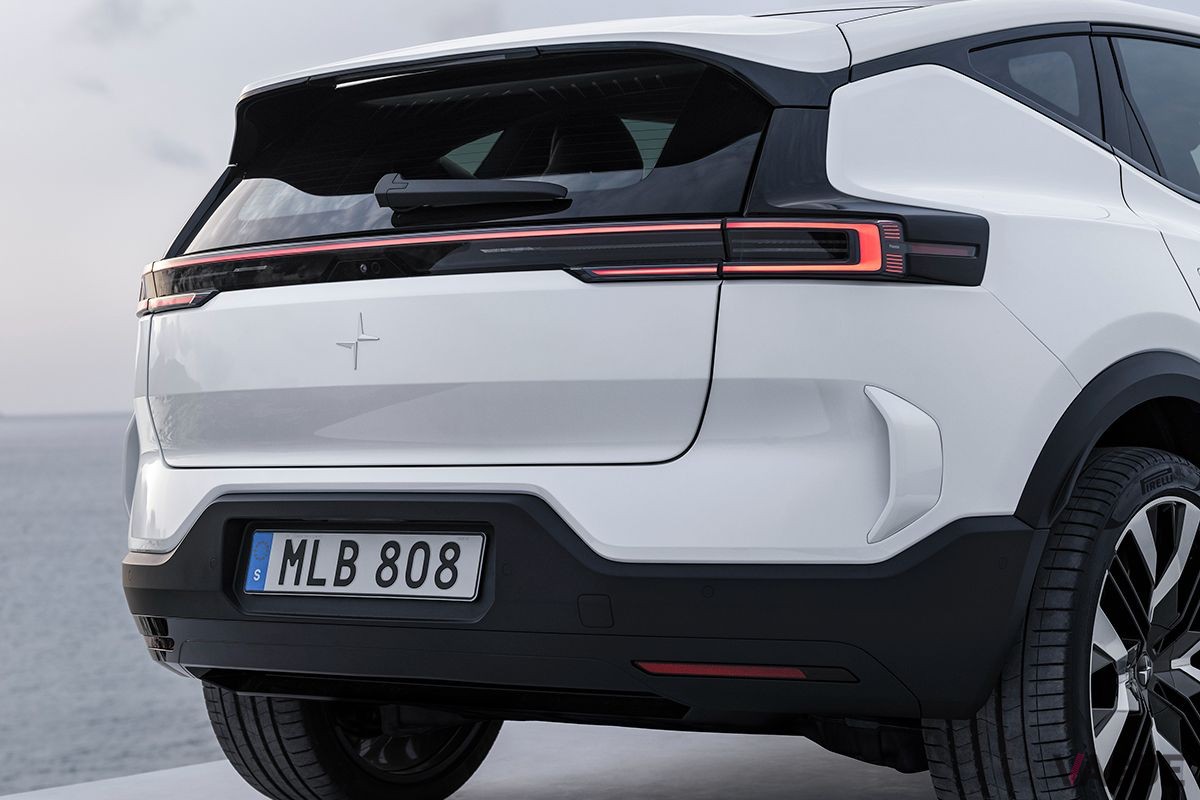 世界初公開されたポールスターの電動SUV「ポールスター3」