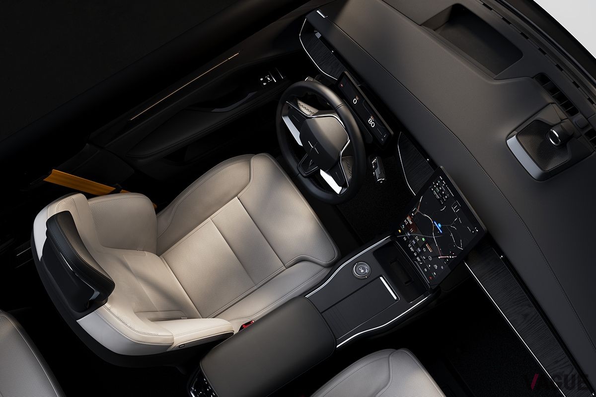 世界初公開されたポールスターの電動SUV「ポールスター3」のインテリア