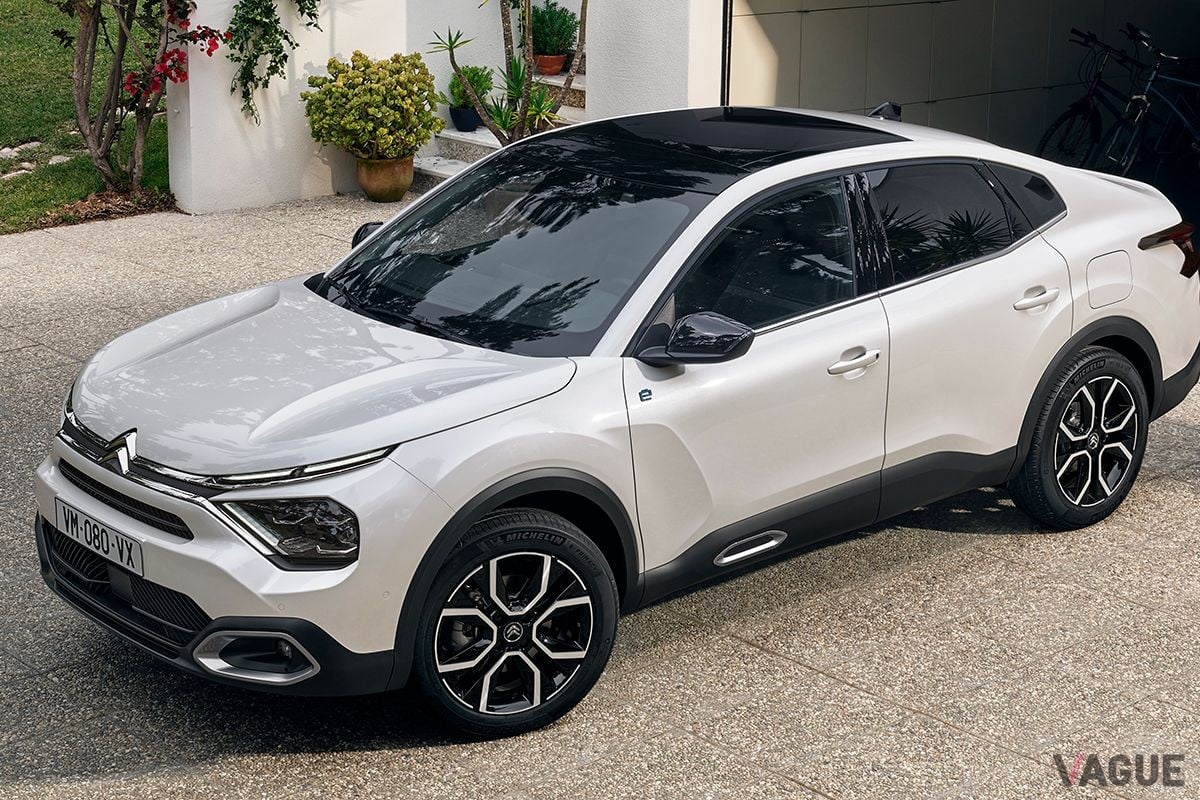 欧州で受注が開始されたシトロエンの新型クーペSUV「C4 X」