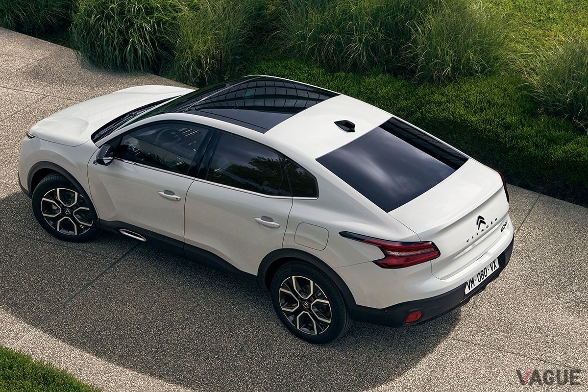 欧州で受注が開始されたシトロエンの新型クーペSUV「C4 X」