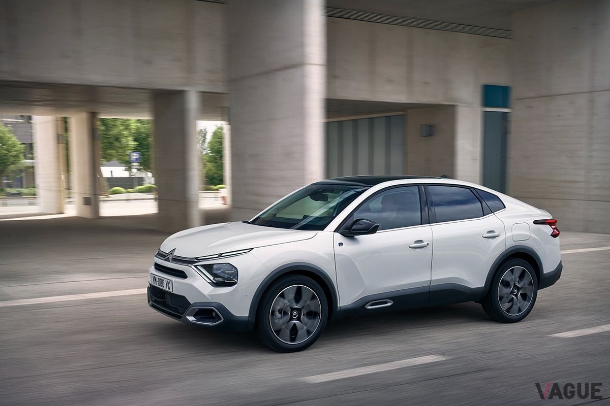 欧州で受注が開始されたシトロエンの新型クーペSUV「C4 X」