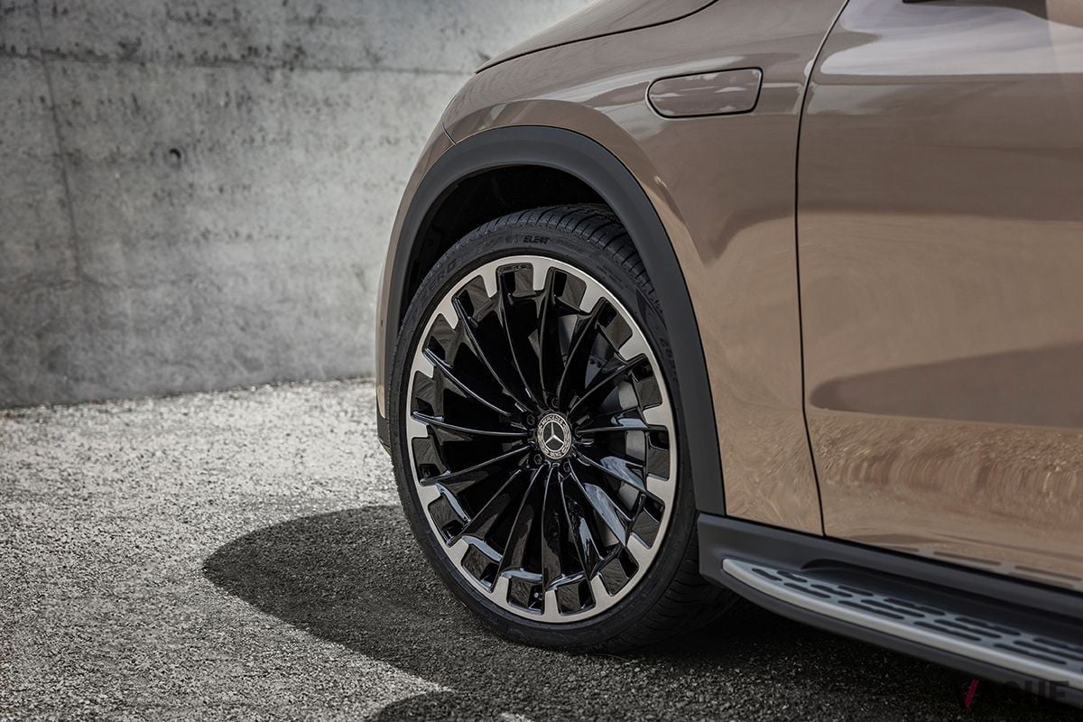 メルセデス・ベンツ新型「EQE SUV」