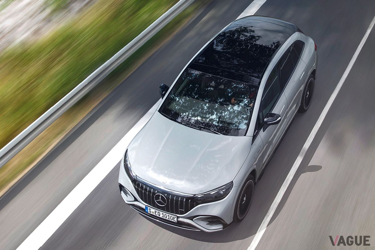 世界初公開されたメルセデスAMG「EQE SUV」