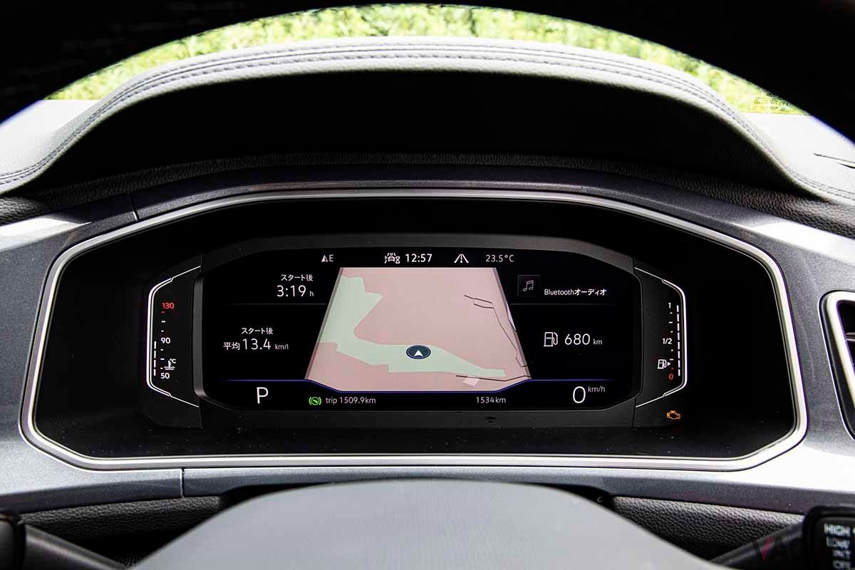 VW改良新型「T-Roc TDIスタイル」のメーター