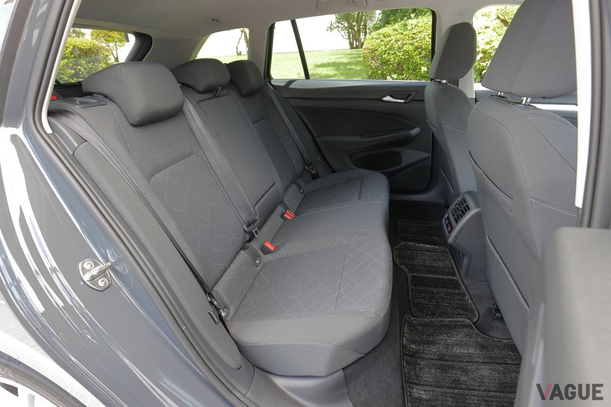 VW新型「ゴルフヴァリアント」のインテリア