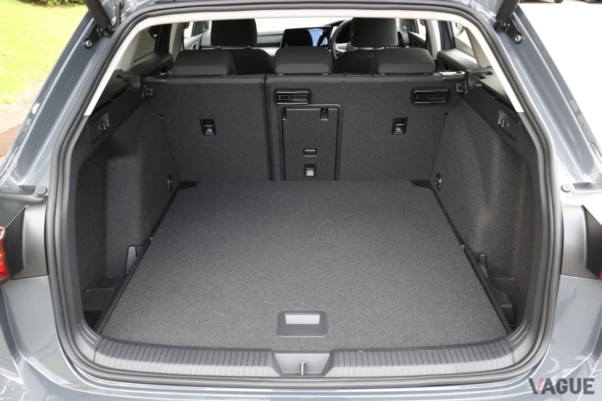 VW新型「ゴルフヴァリアント」のインテリア