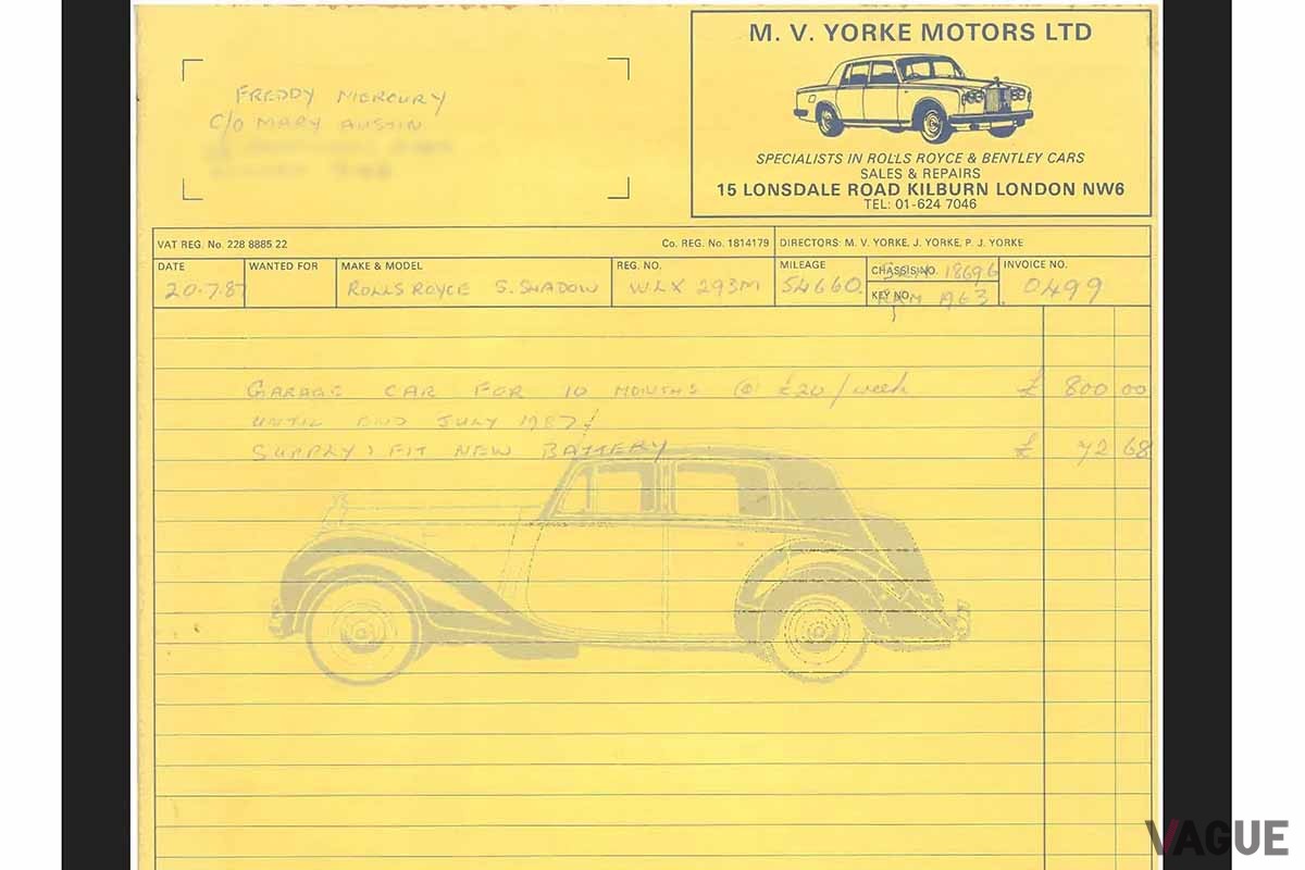 クイーンのボーカル、故フレディ・マーキュリーの愛車だった1974年製ロールス・ロイス「シルバー・シャドー」の車検証