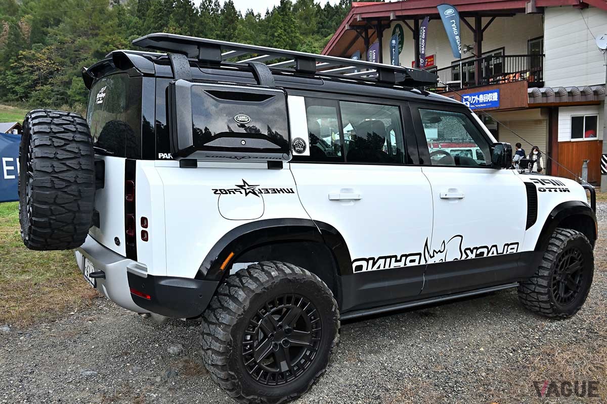 ランドローバーファンはもちろんのこと、日本でも人気のディフェンダーに乗ってみたいと思っていた人が多数来場した「ディフェンダーデイ2022」