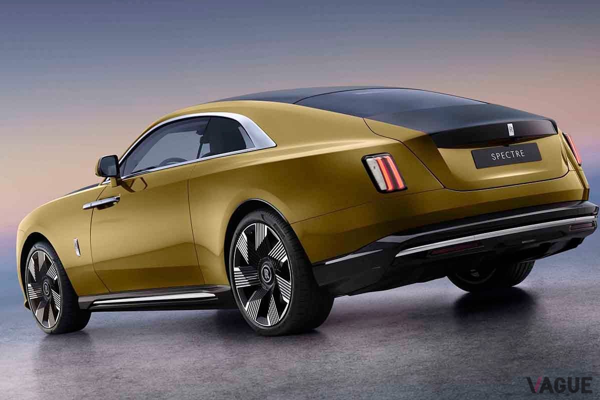 ロールス・ロイス初のEV、新型「スペクター」