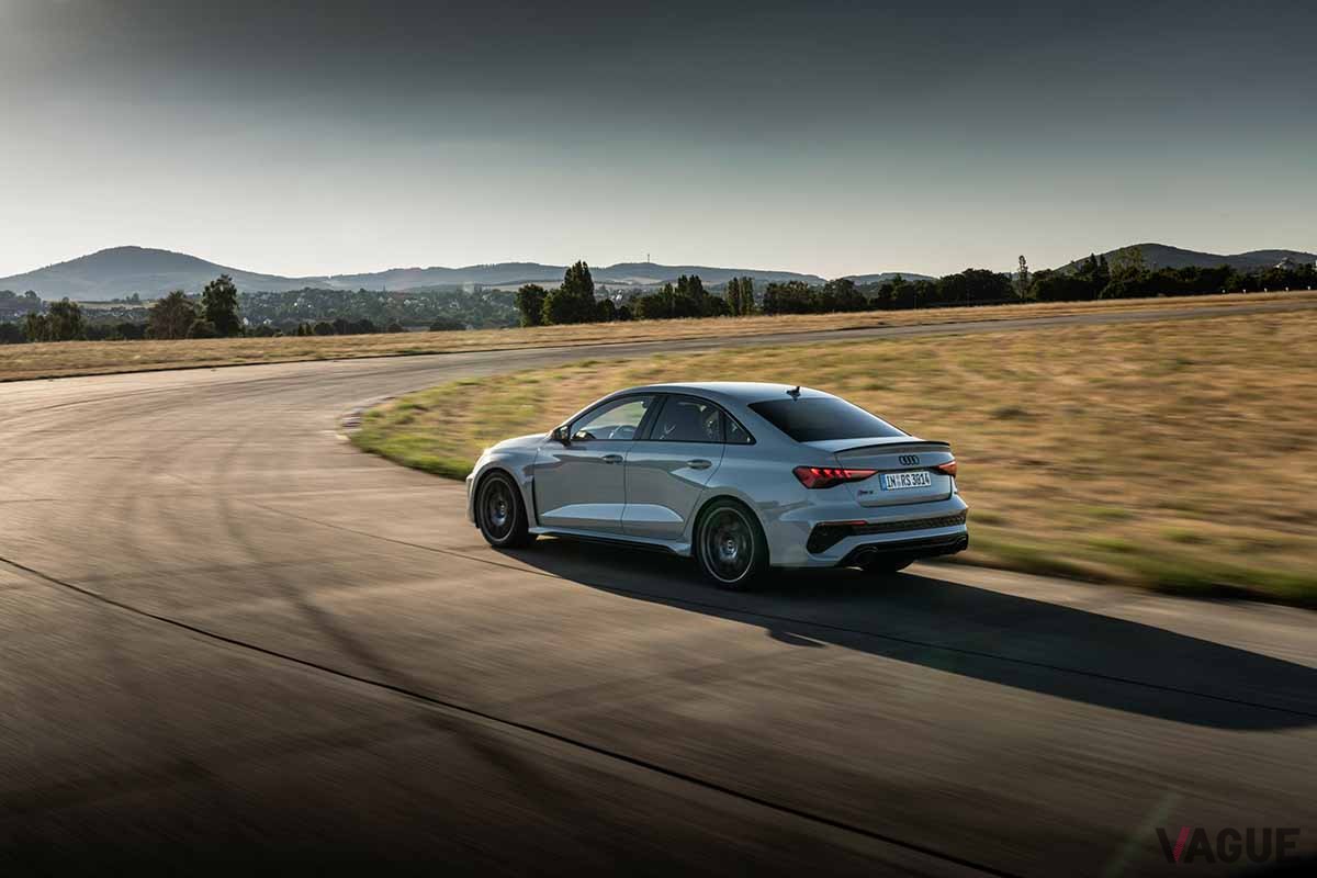 アウディの限定車「RS3セダン・パフォーマンスエディション」