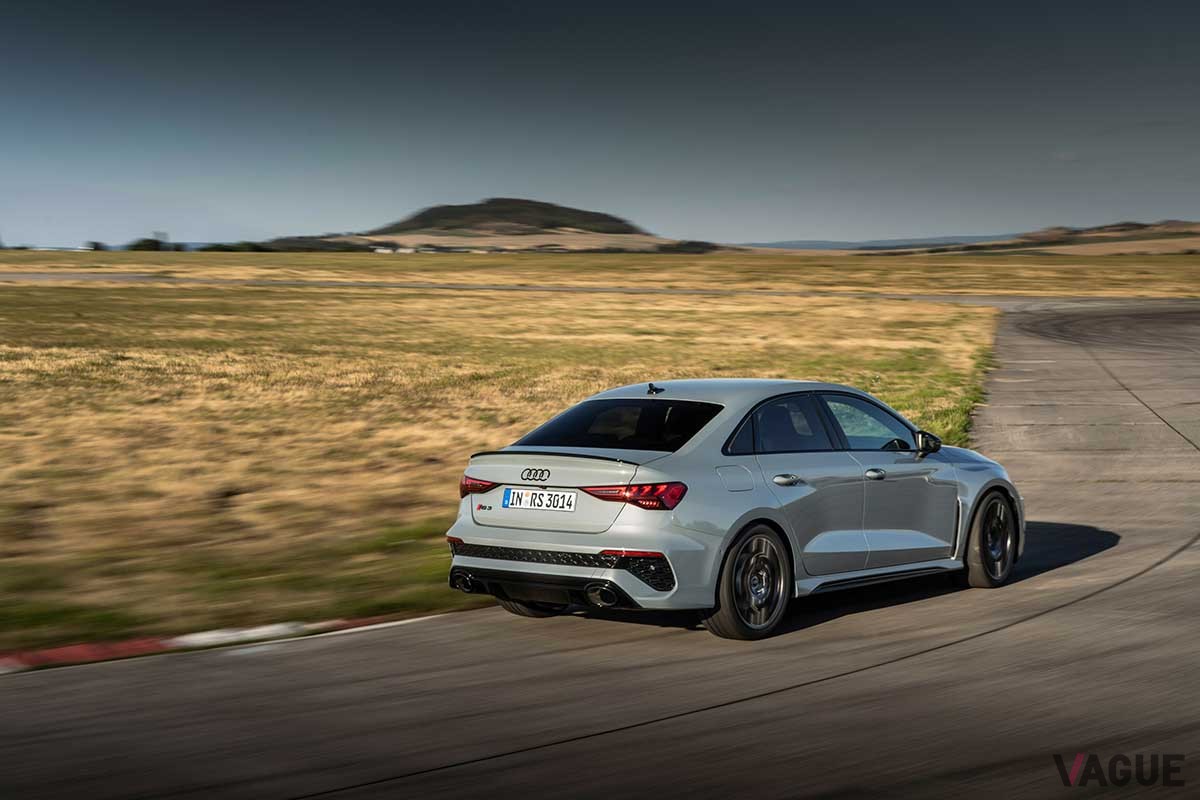 アウディの限定車「RS3セダン・パフォーマンスエディション」