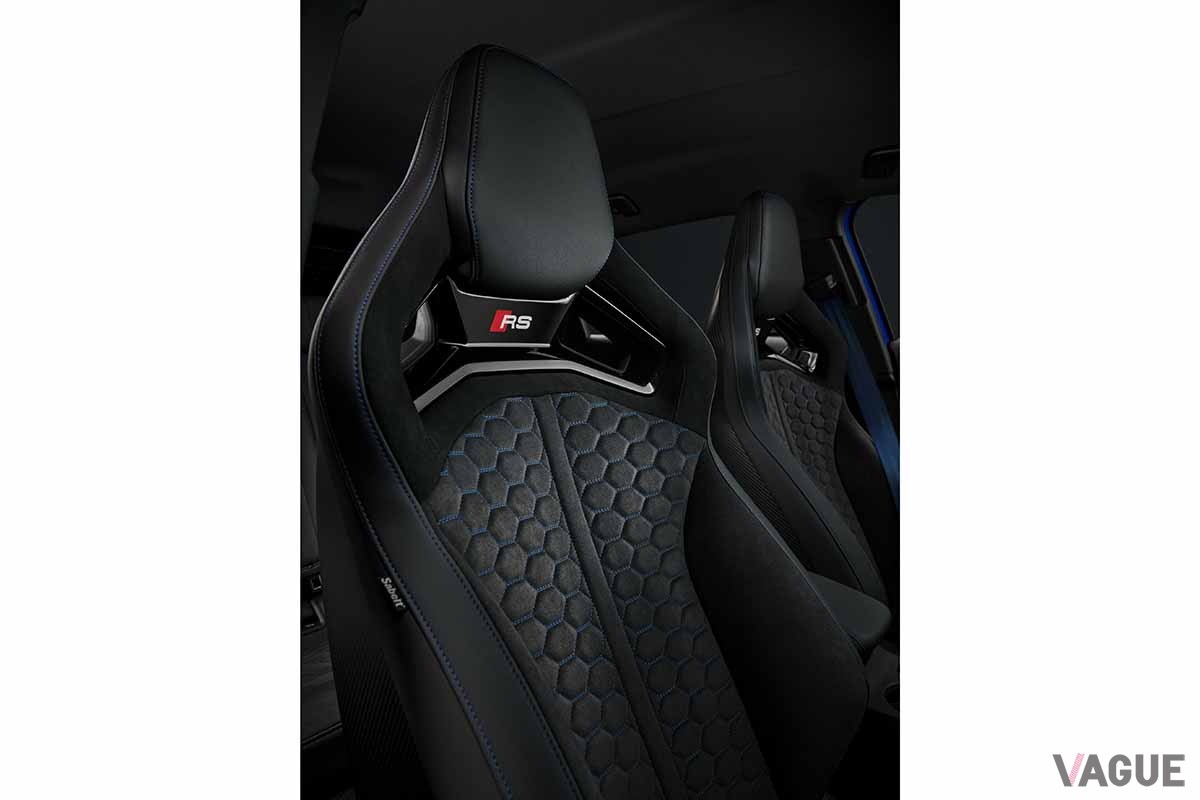 アウディの限定車「RS3パフォーマンスエディション」のインテリア